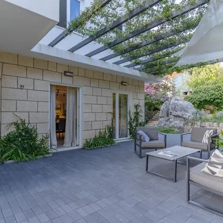 Arborea By Guide * Molunat