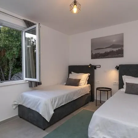 Arborea By Guide Molunat