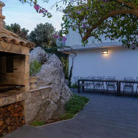 Villa Arborea By Guide