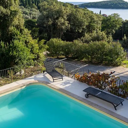 Villa Arborea By Guide Thurinici