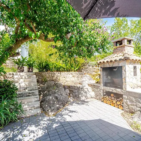 Villa Arborea By Guide Thurinici